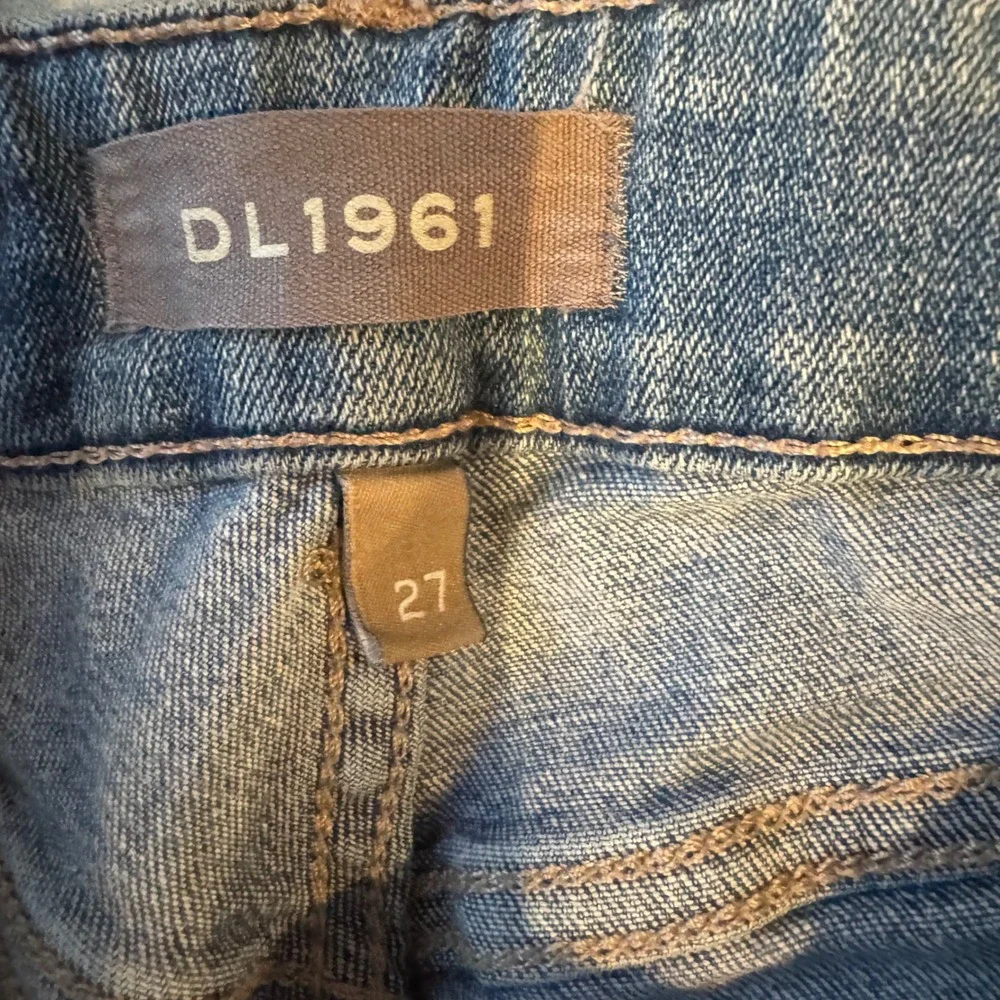 DL1961 Mara Ankle Instasculpt High‎ Rise Straight Jeans Newcastle Wash Size 27